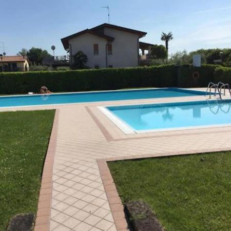Appartamento Con Piscina A Lazise Kültér fotó