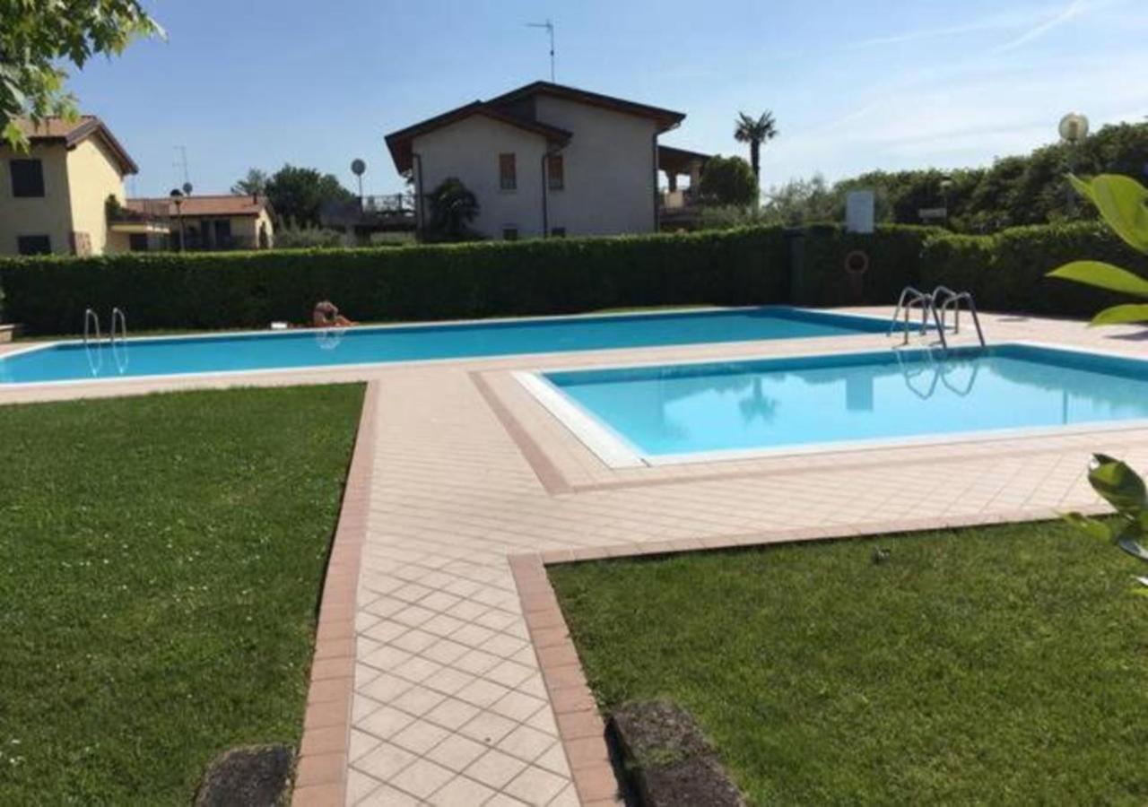 Appartamento Con Piscina A Lazise Kültér fotó